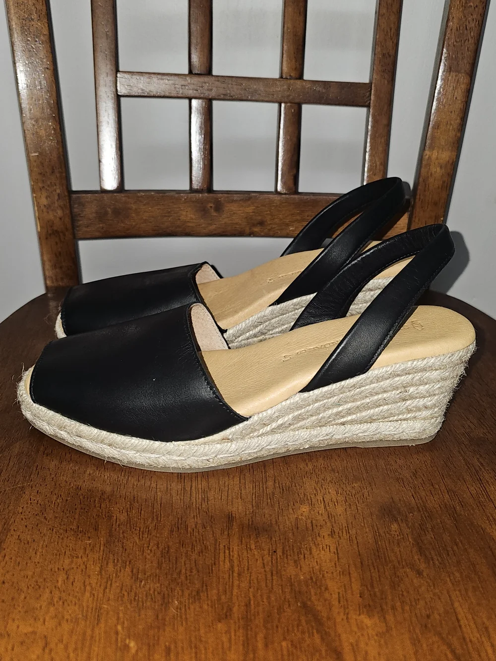 The Spanish Sandal Co excellent pre